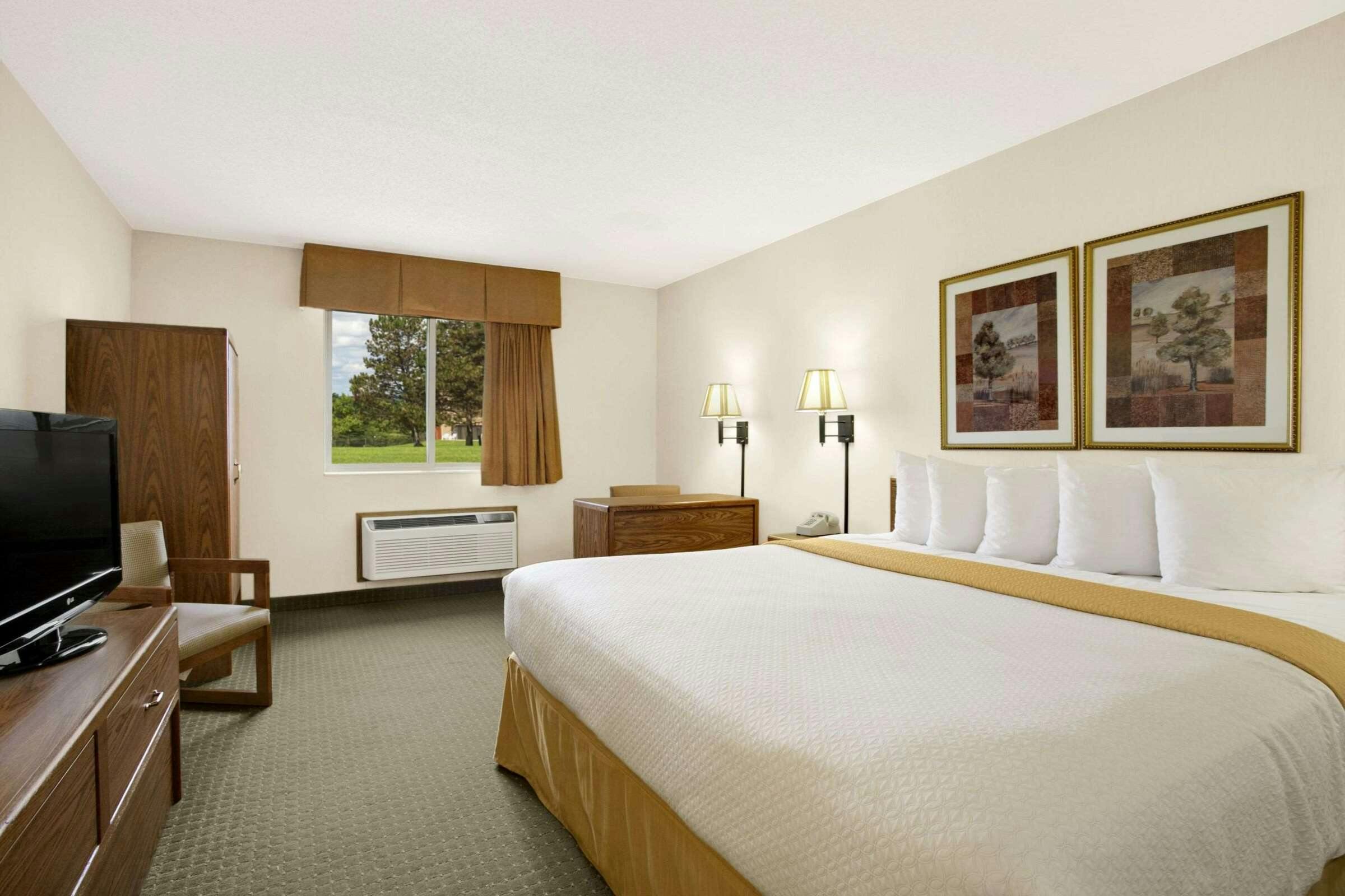 Hotel Days Inn by Wyndham Rapid City photo 4