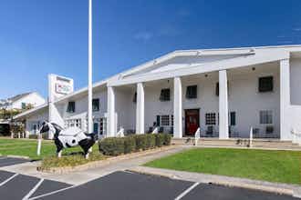 Hotel Days Inn by Wyndham Kill Devil Hills Oceanfront - Wilbur photo 2