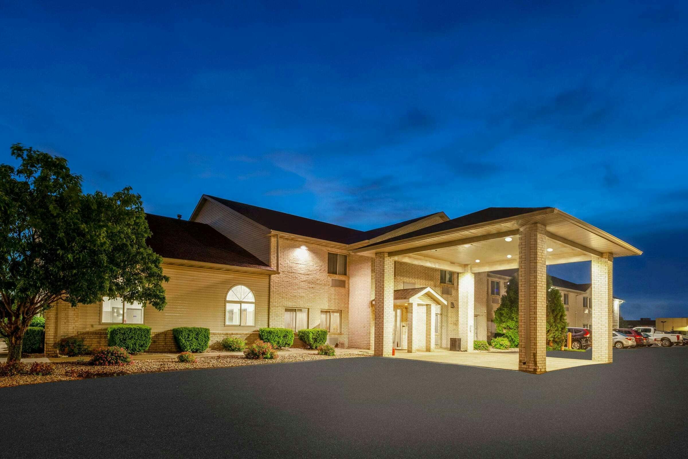 Hotel Days Inn by Wyndham Sturtevant / Racine / Mount Pleasant photo 2