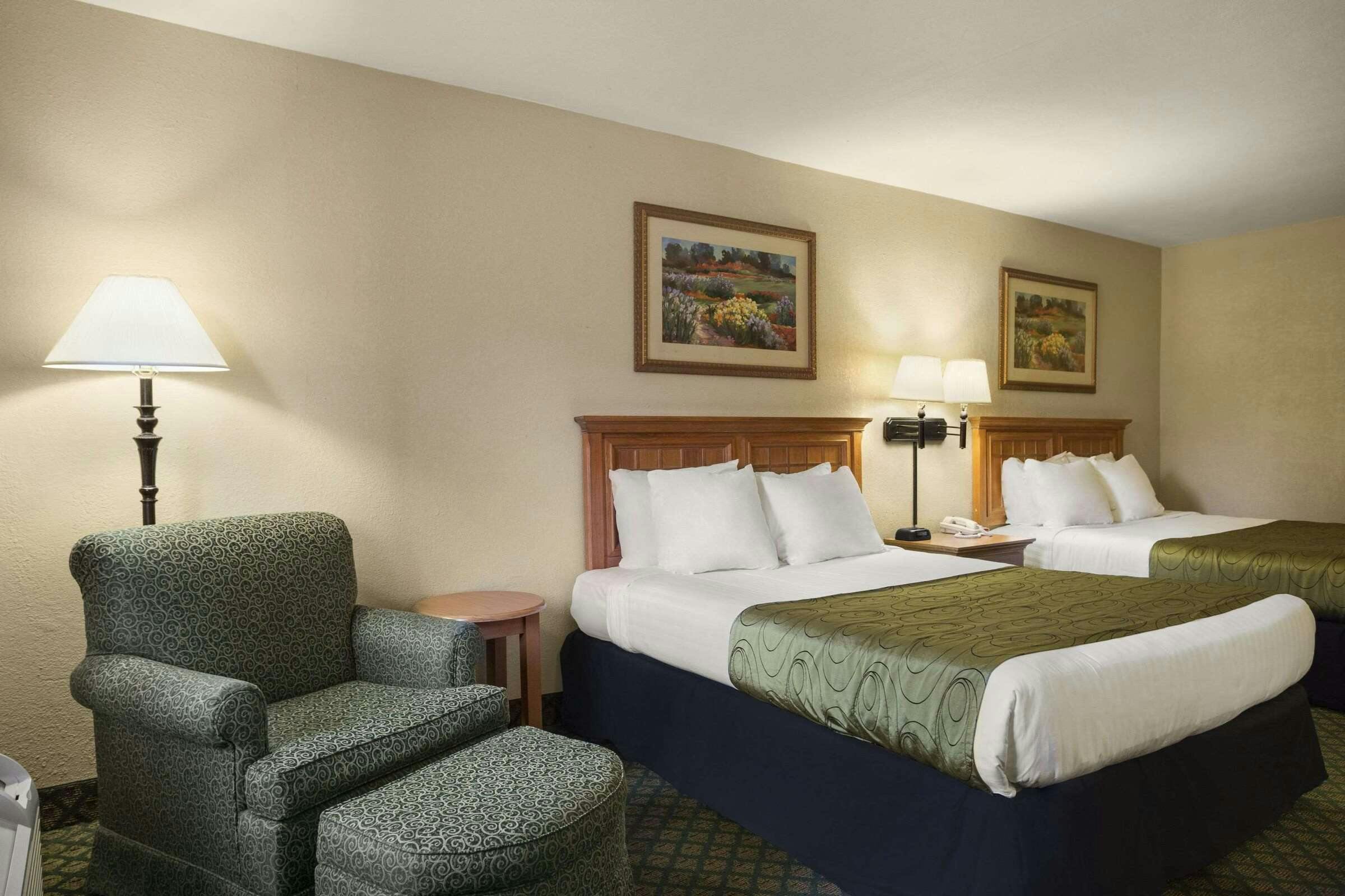 Hotel Days Inn and Suites Stuttgart photo 1