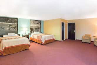 Hotel Super 8 Richmond photo 5