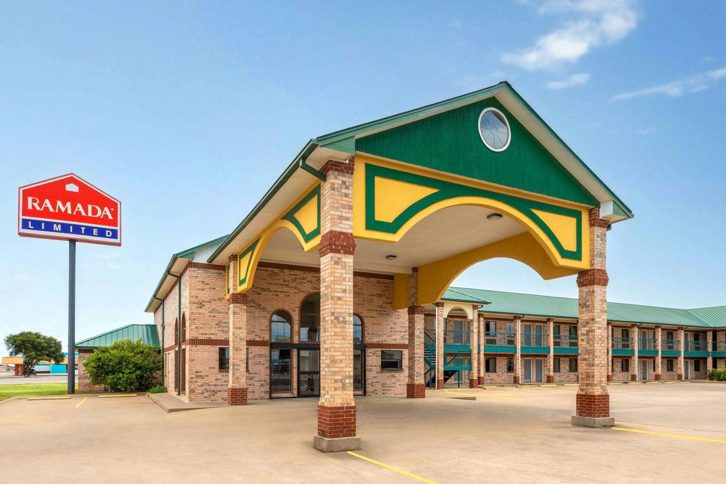 Hotel Ramada Limiited San Angelo photo 2