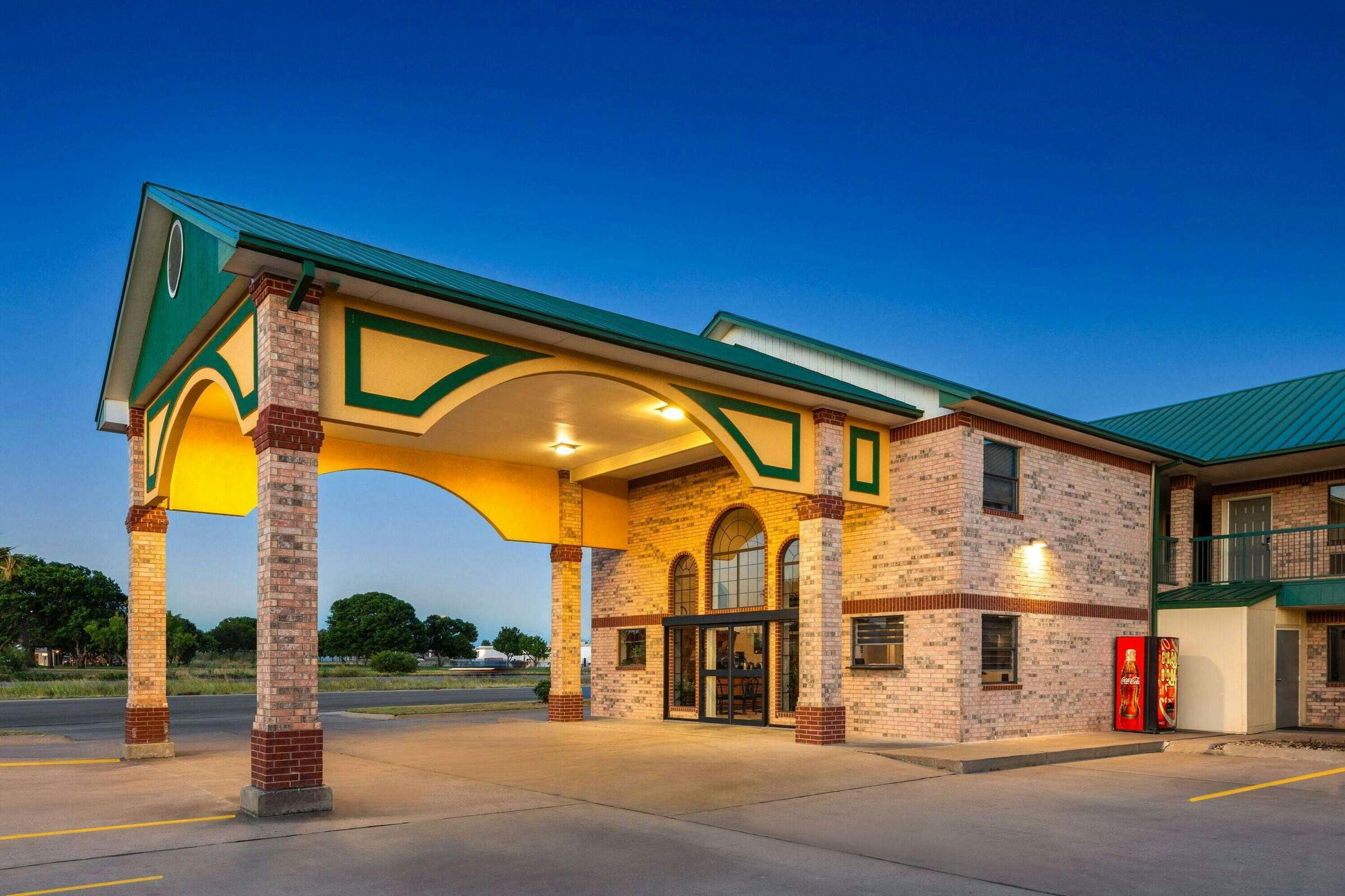 Hotel Ramada Limiited San Angelo photo 5