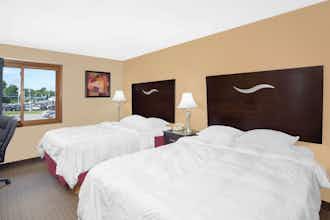 Hotel Super 8 Sheboygan photo 4