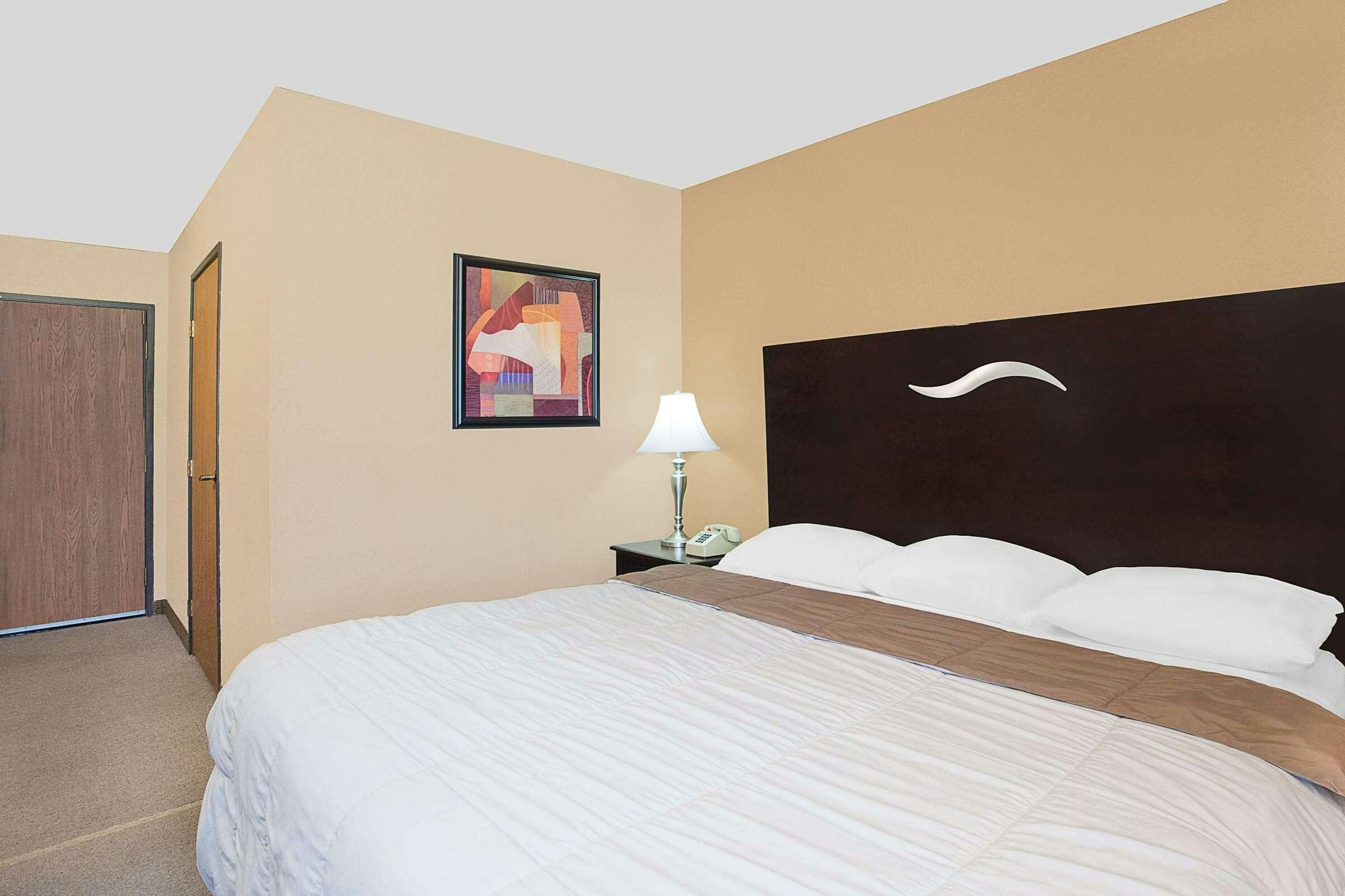 Hotel Super 8 Sheboygan photo 5