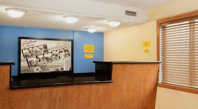 Super 8 by Wyndham West Fargo Main Ave ND