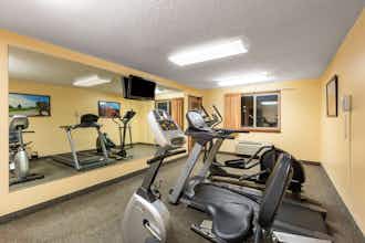 Hotel Super 8 Bemidji MN photo 3