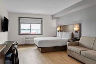 Hotel Days Inn - Steinbach photo 1