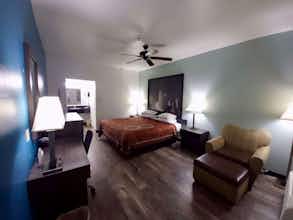 Hotel Super 8 by Wyndham Forney/East Dallas photo 2