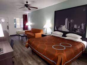 Hotel Super 8 by Wyndham Forney/East Dallas photo 5