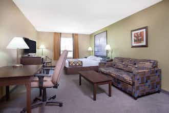 Hotel Super 8 Midland photo 5