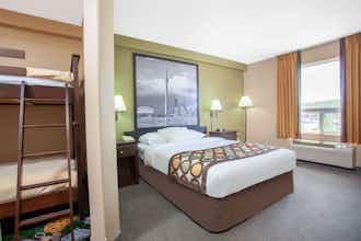 Hotel Super 8 Midland photo 1