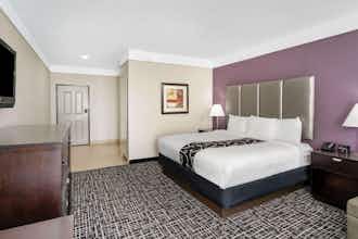 Hotel La Quinta Inn Ste Canton photo 1