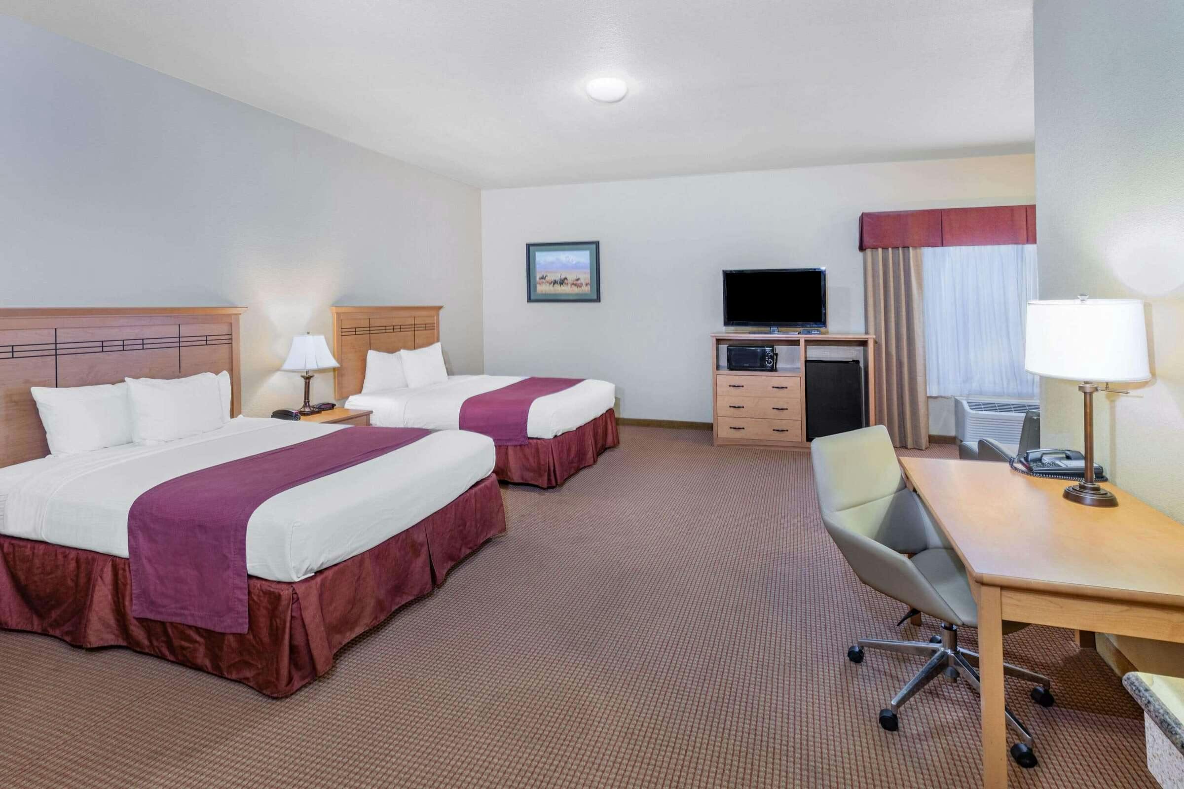 Hotel Baymont Inn and Suites Cuero photo 2