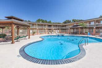 Hotel Super 8 Tyler TX photo 2