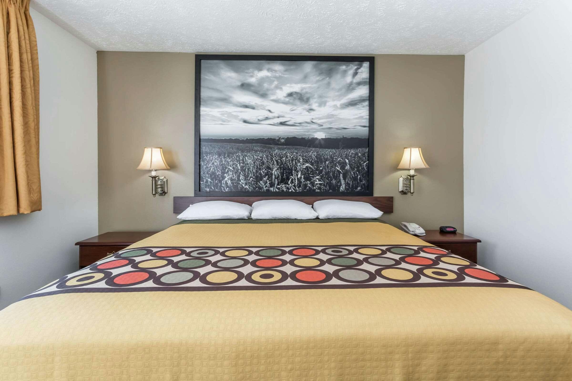 Hotel Super 8 by Wyndham Alma photo 2