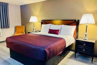 Hotel Super 8 Benton Harbor MI photo 1