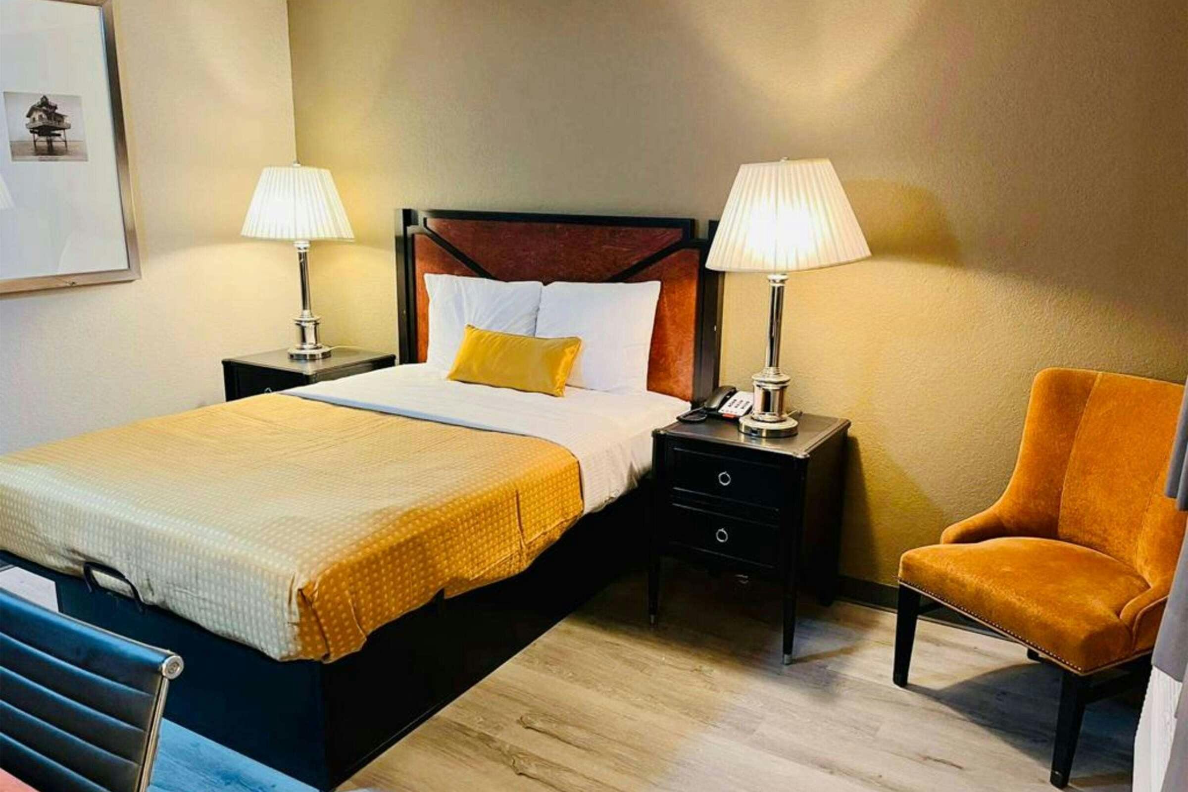 Hotel Super 8 by Wyndham Benton Harbor/St. Joseph photo 5