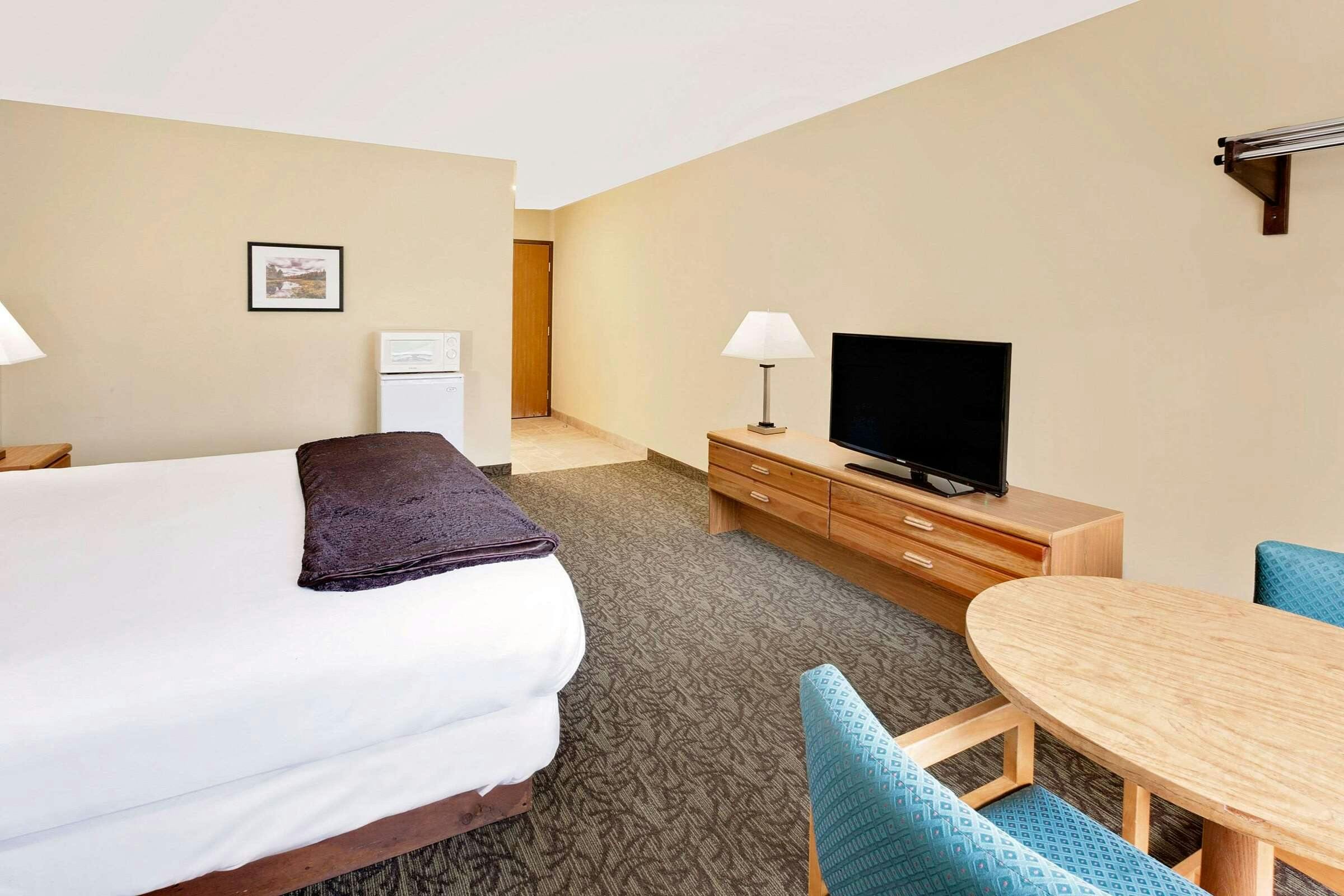 Hotel Days Inn Cadillac photo 5