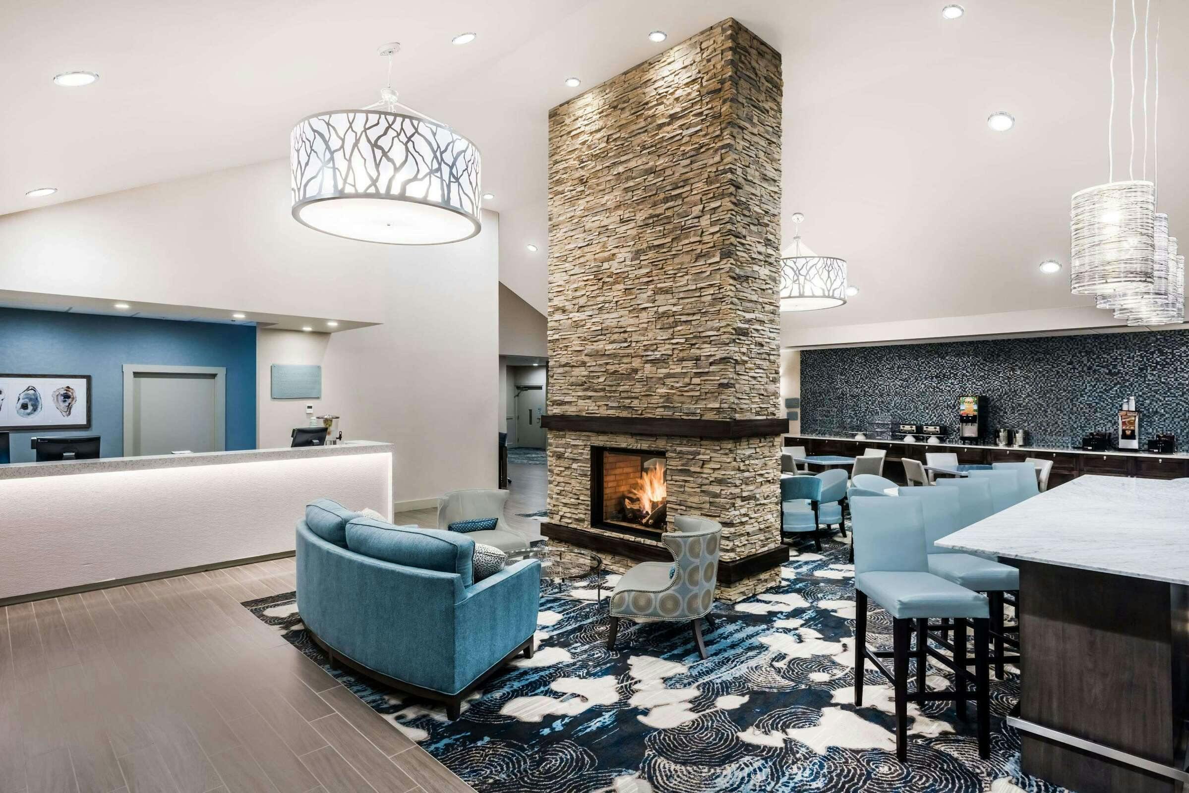 Hotel HoJo Middletown Newport Area photo 1