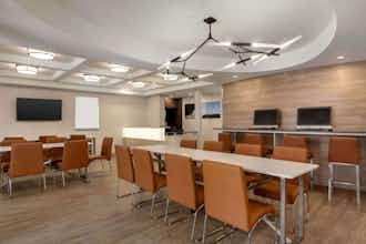 Hotel Days Inn Toronto W Mississauga photo 1