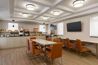 Hotel Days Inn Toronto W Mississauga photo 2