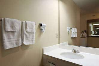 Hotel LDG GRI Grand Island NE photo 1