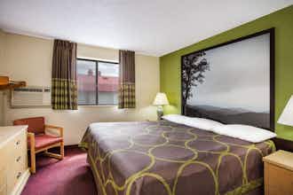 Hotel Super 8 Salem VA photo 1