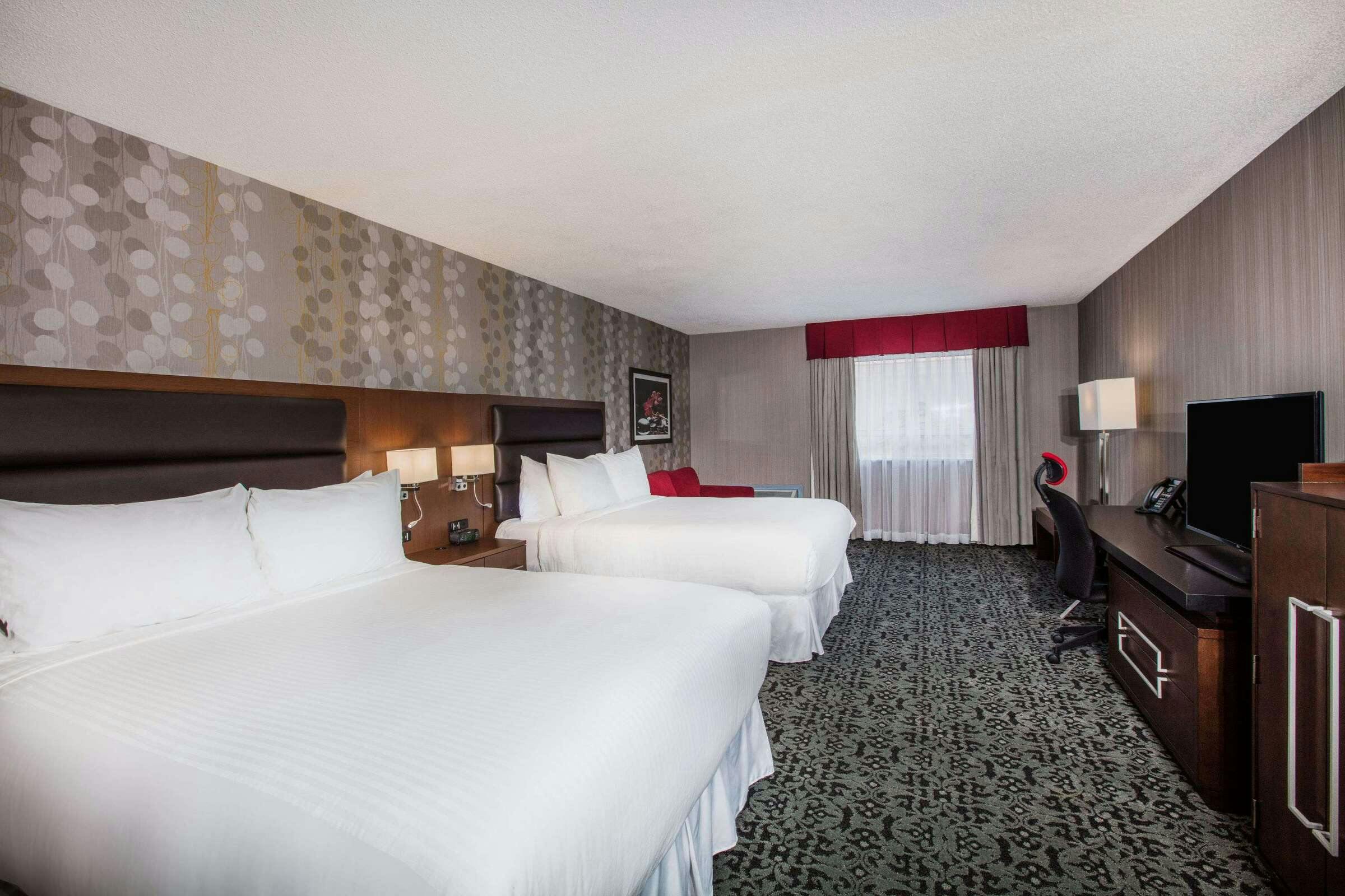 Hotel Ramada Jacksons Point photo 5
