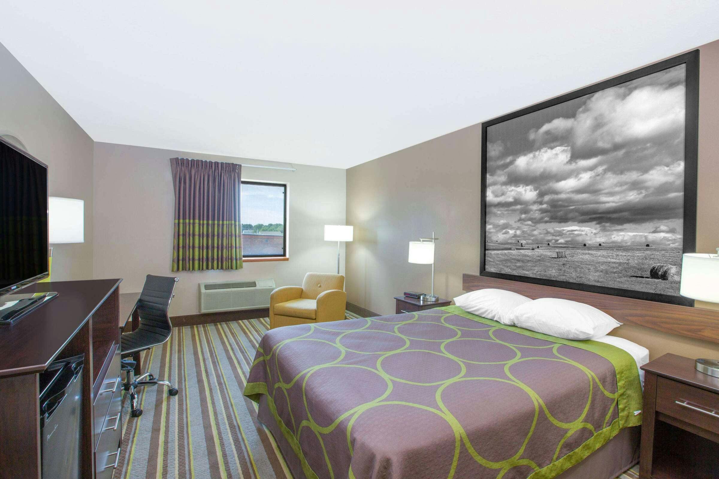 Hotel Super 8 by Wyndham Hastings photo 1