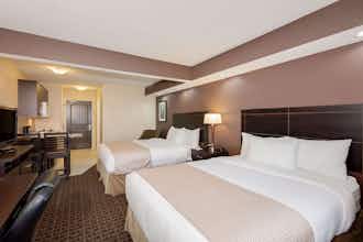 Hotel Ramada by Wyndham Cold Lake photo 2
