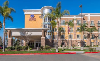 Comfort Suites Ontario Convention Center