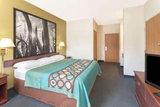 Hotel Super 8 Cresco IA photo 3