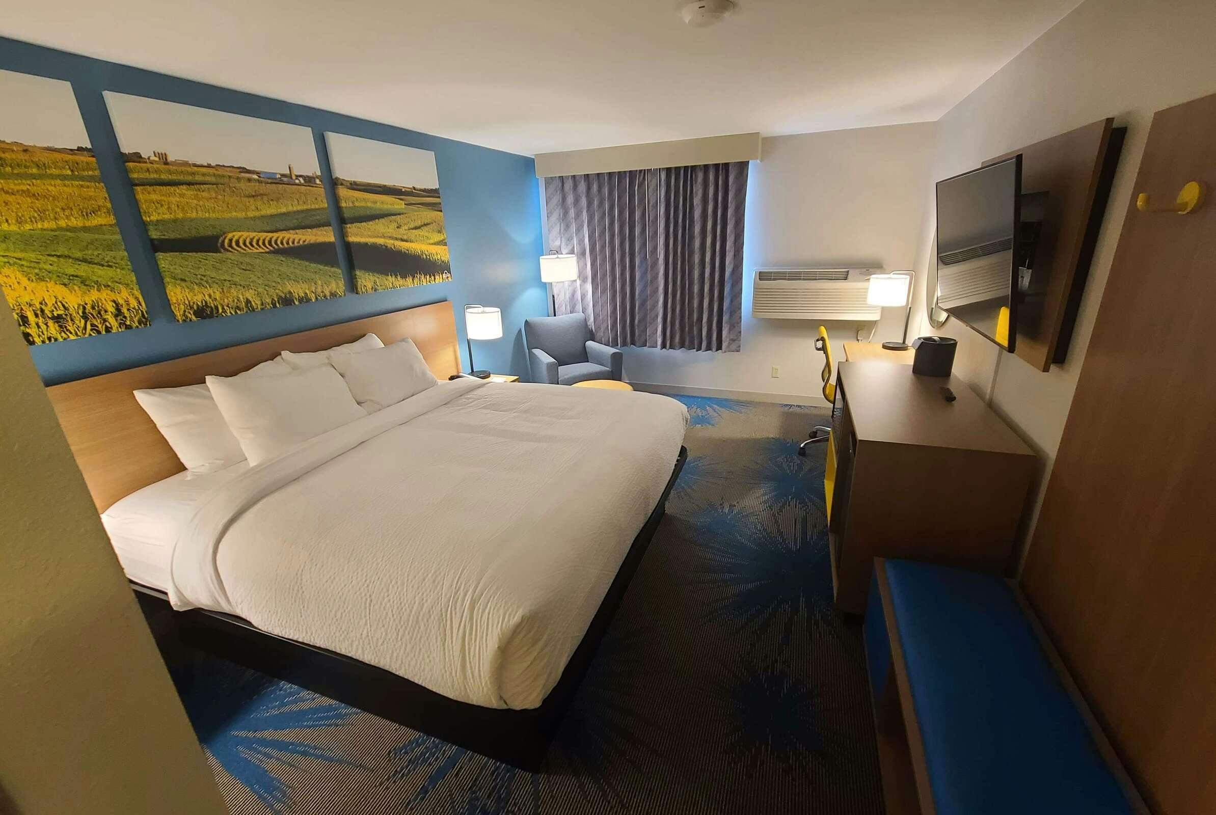 Hotel Days Inn by Wyndham Johnson Creek photo 4