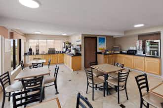 Hotel Days Inn Oklahoma City photo 4