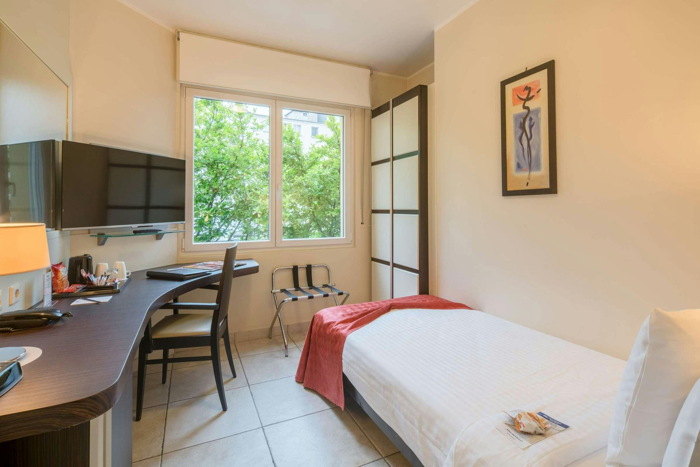 Hotel Best Western Plus Grand Hotel Victor Hugo photo 2