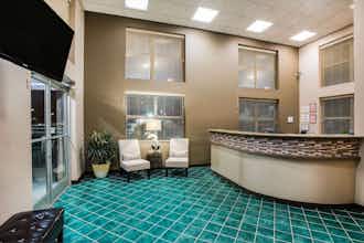 Hotel Super 8 Sevierville Riverside photo 1