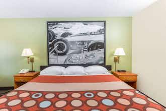 Hotel Super 8 by Wyndham Newton photo 5