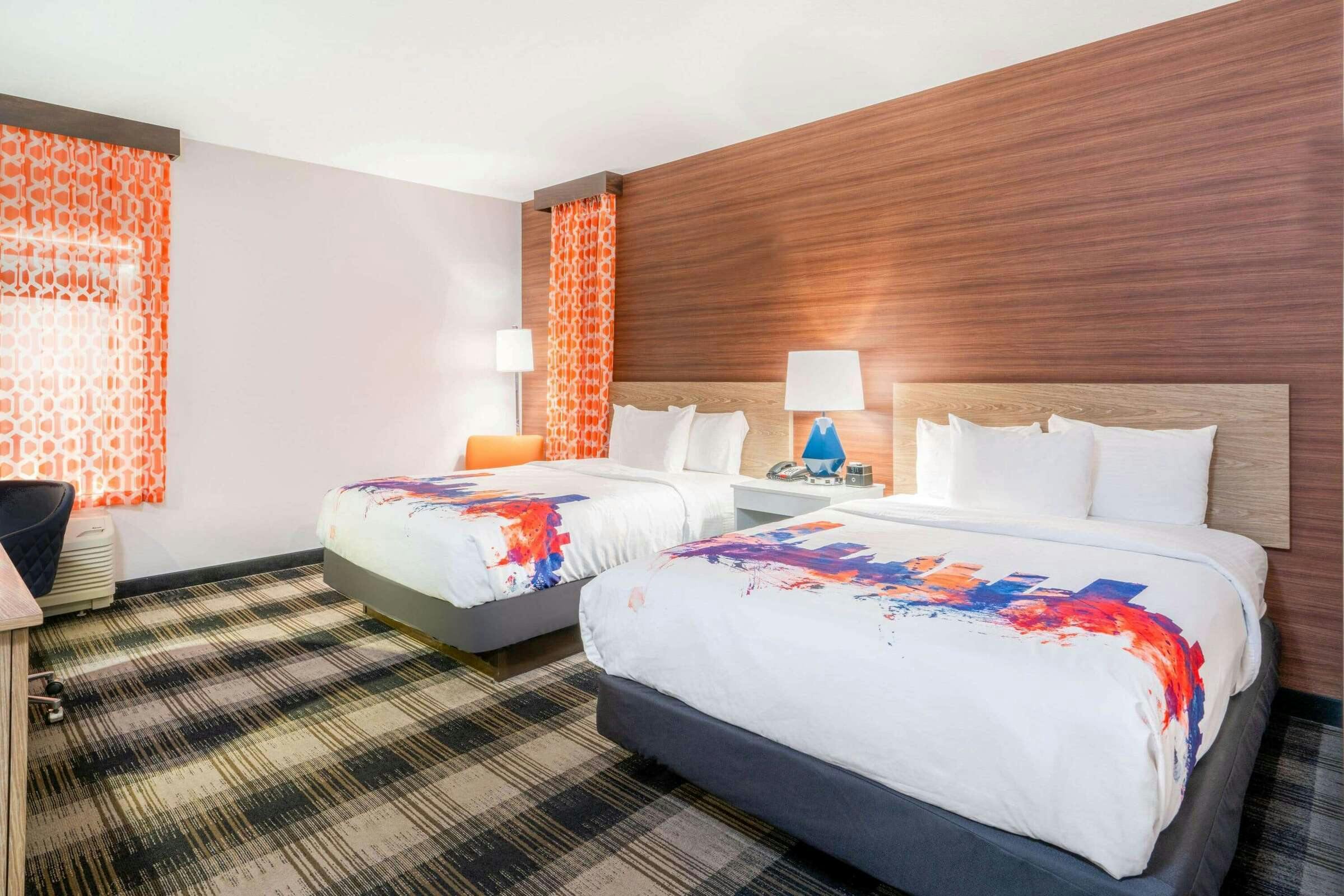 Hotel La Quinta Inn Ste OK City Arpt photo 3