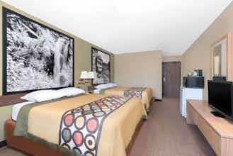 Hotel Super 8 Winner photo 4