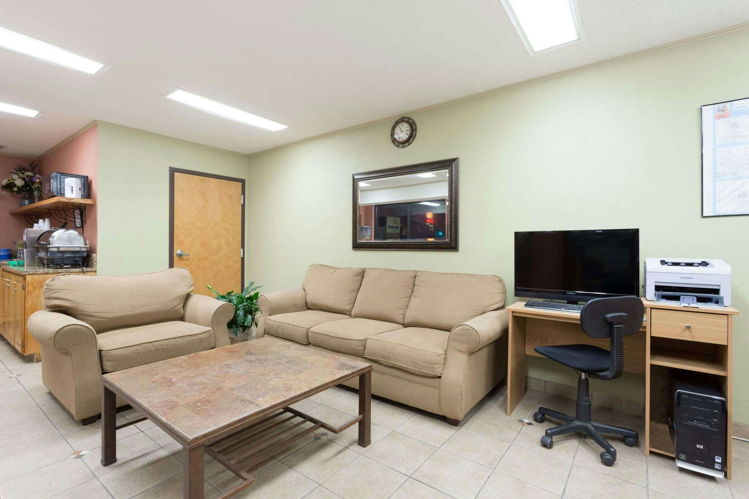 Hotel Days Inn Reidsville photo 2