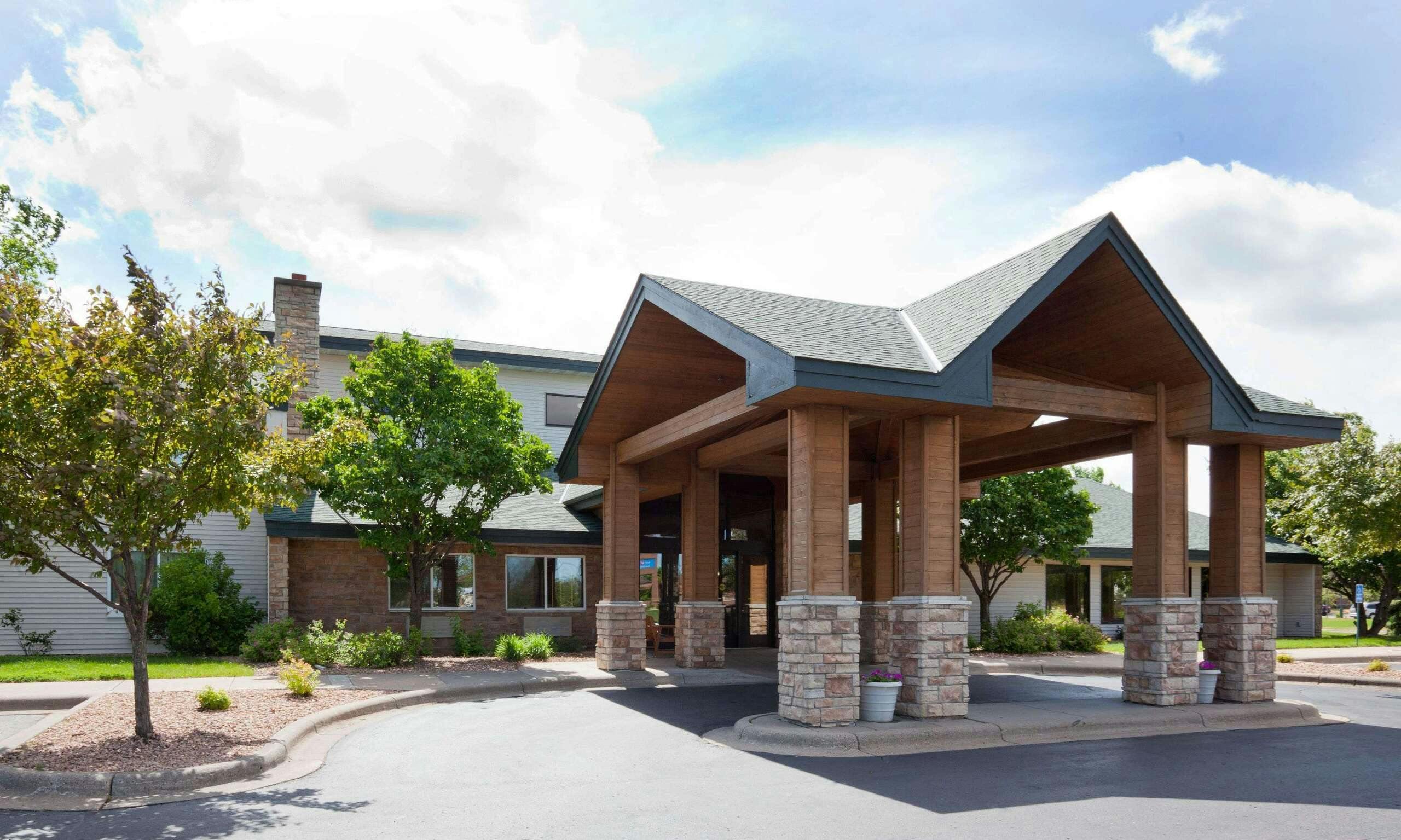 AmericInn Coon Rapids
