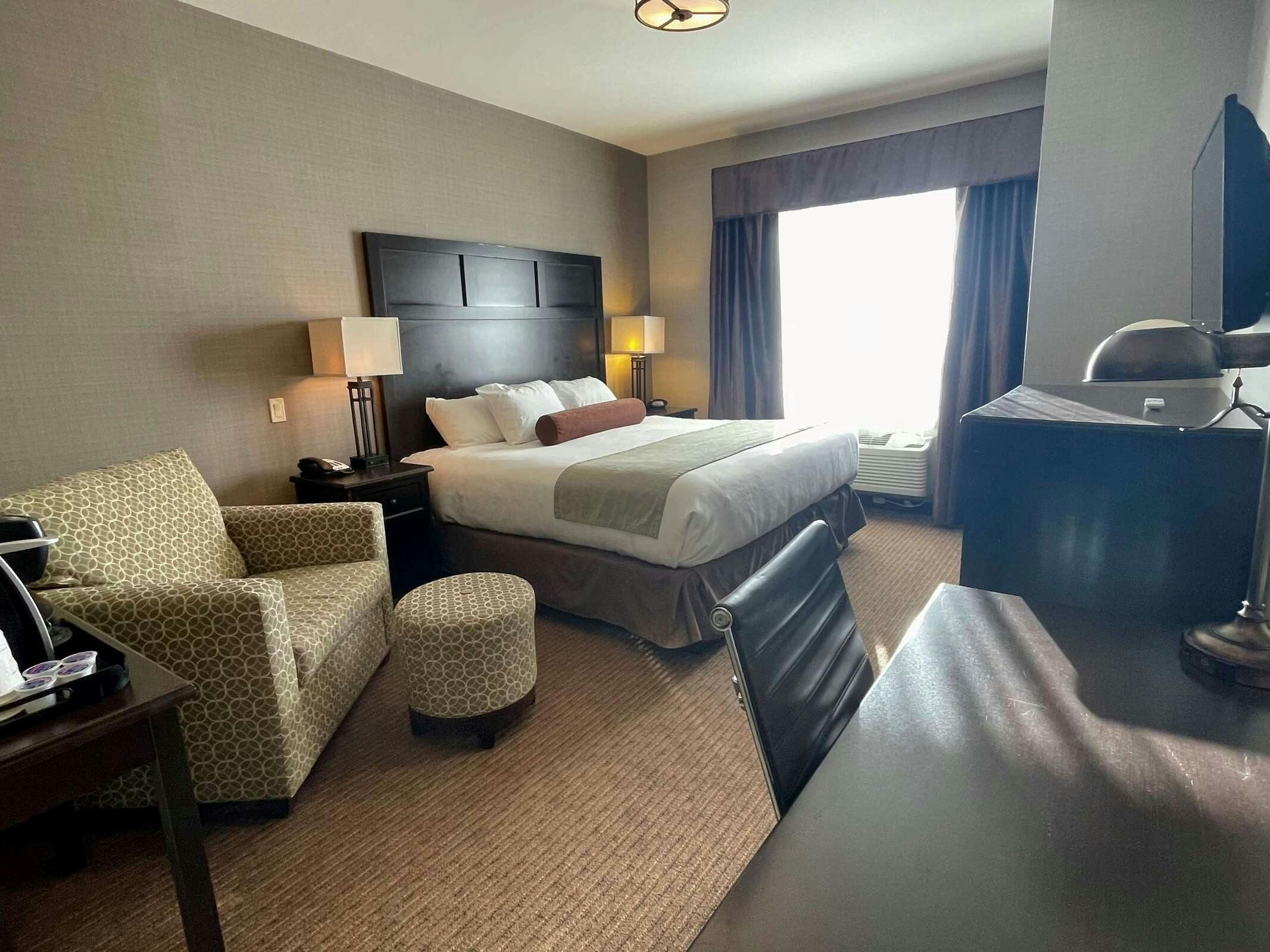 Hotel Best Western Plus Okotoks Inn & Suites photo 3