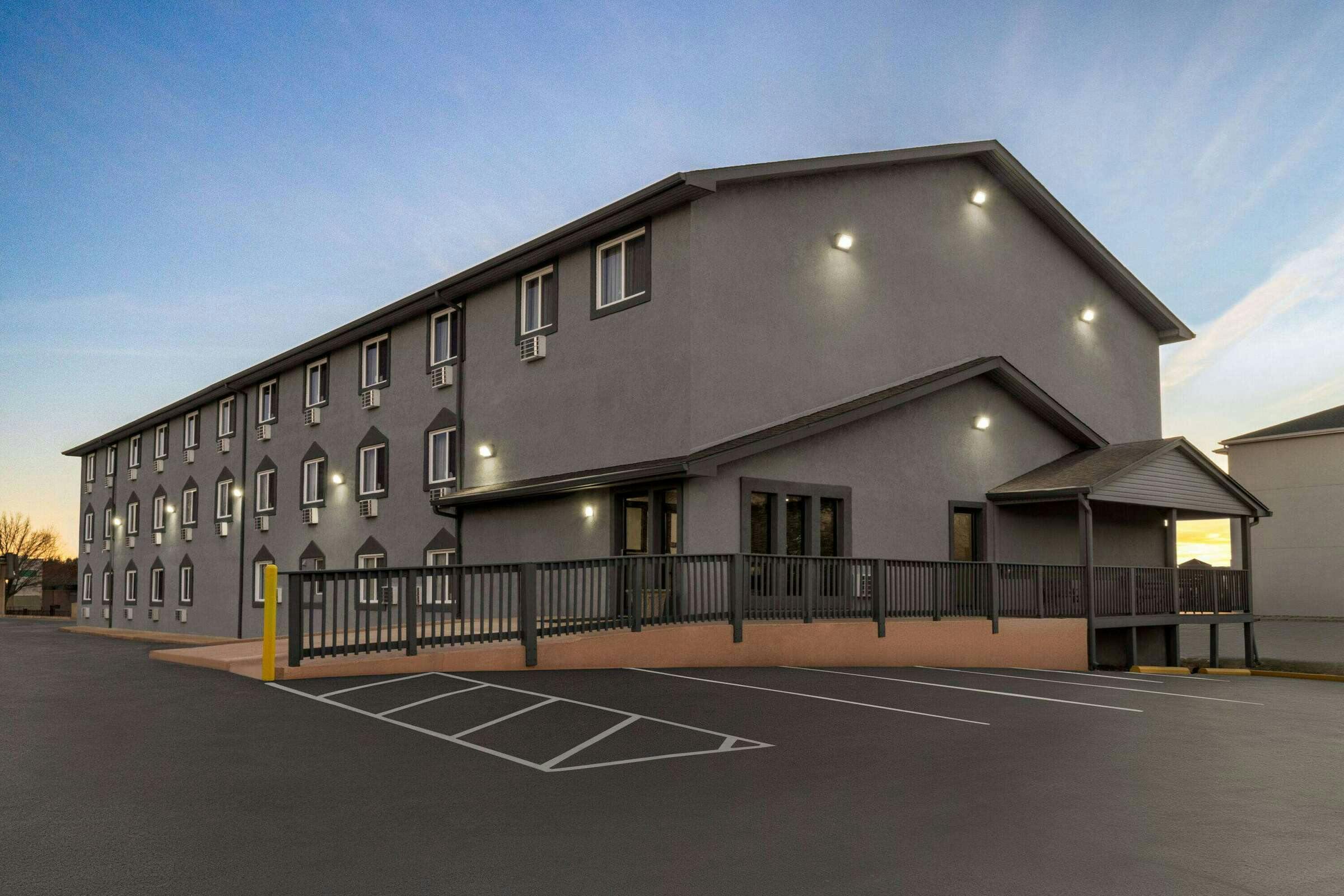 Hotel Super 8 Columbus/Edinburgh photo 1