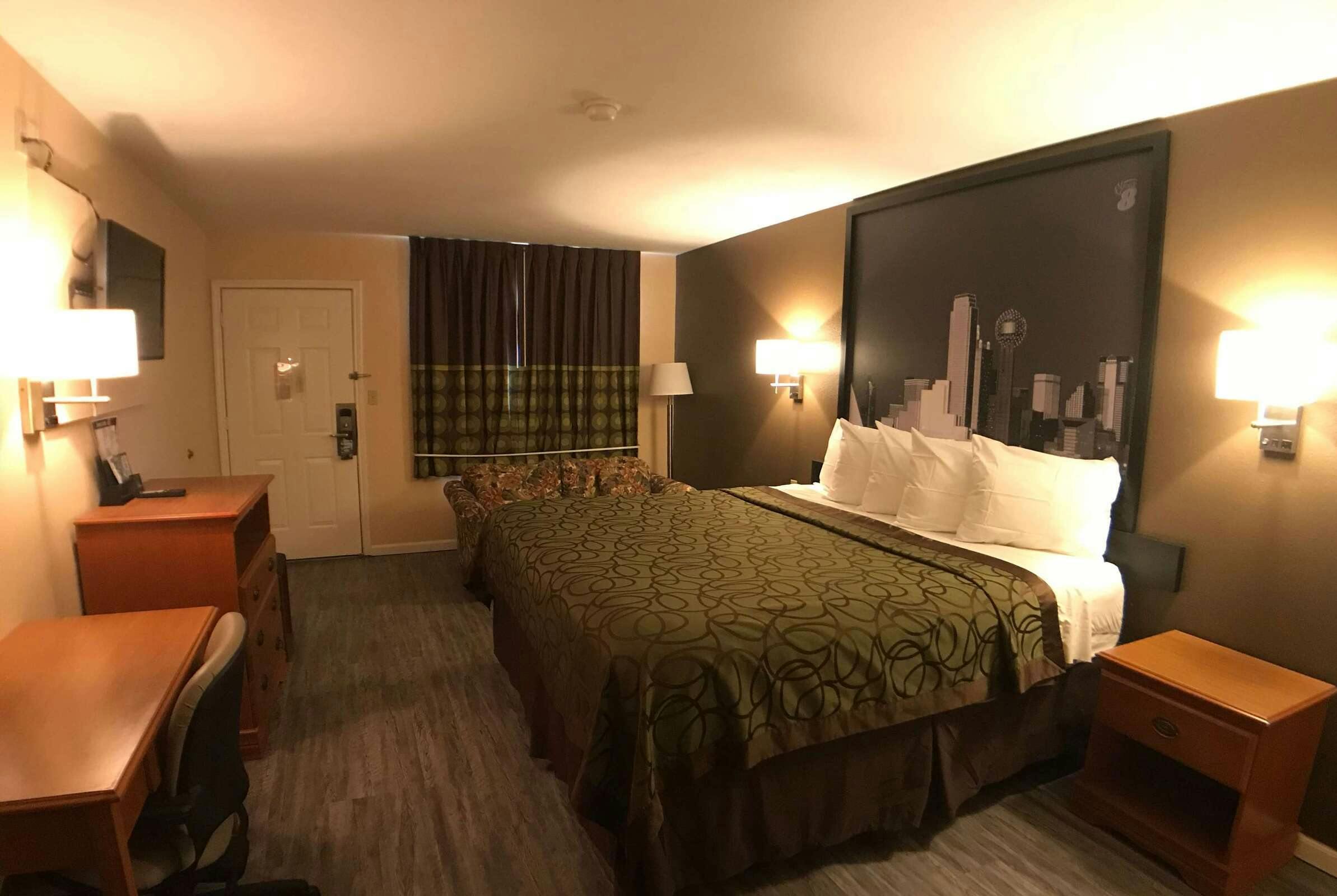 Hotel Super 8 Terrell photo 2