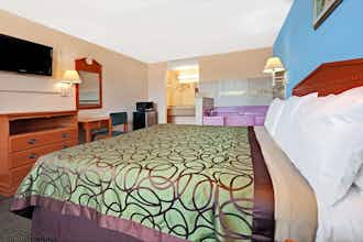 Hotel Super 8 Terrell photo 5