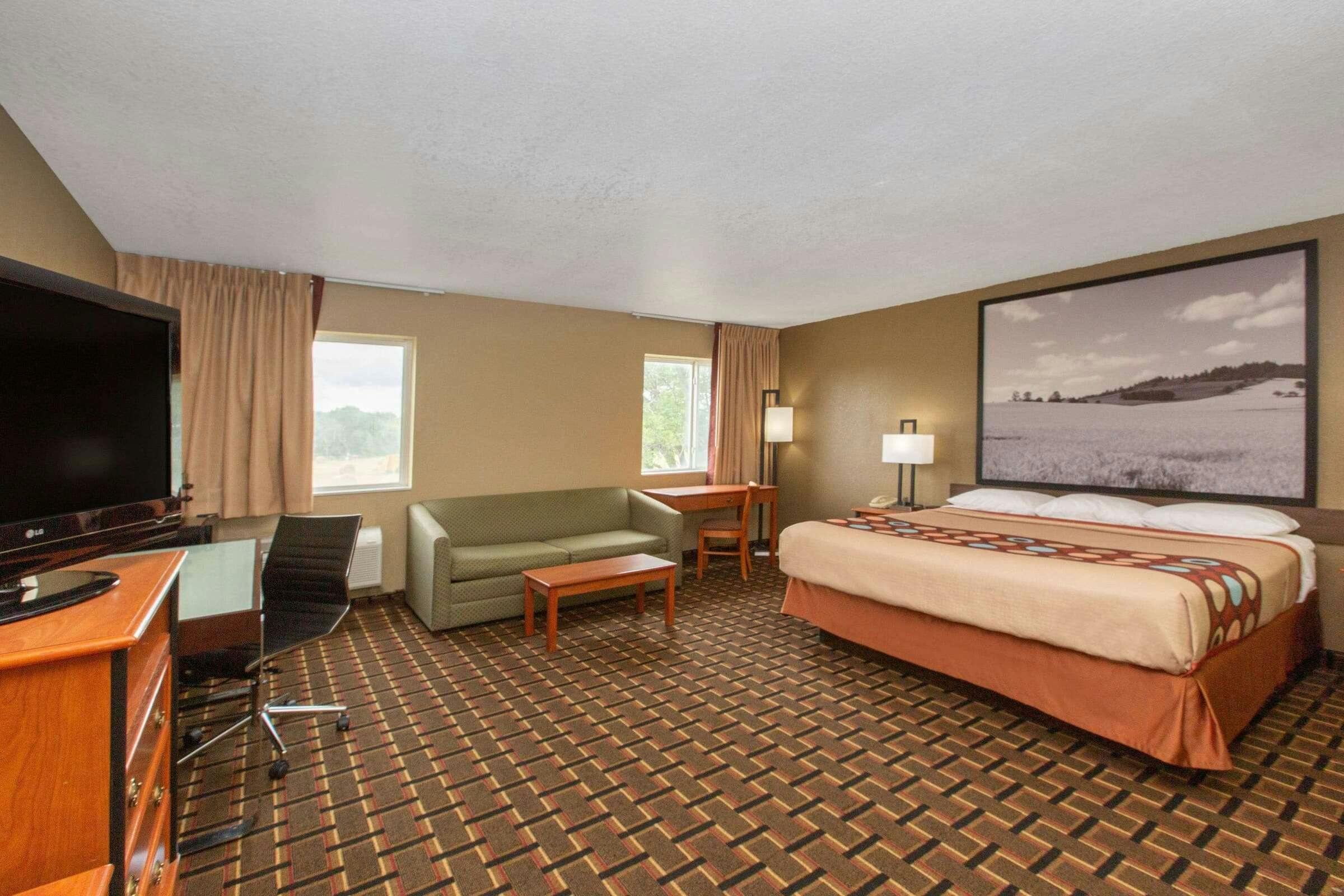Hotel Super 8 by Wyndham Ottawa photo 5