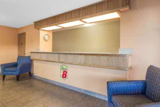 Hotel Super 8 LaGrande OR photo 1