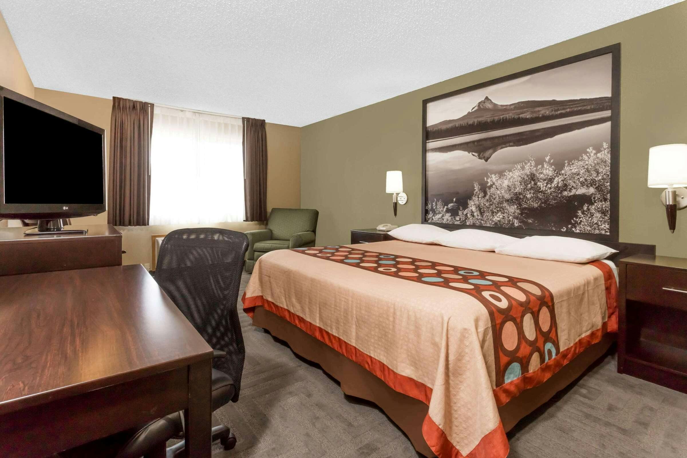 Hotel Super 8 LaGrande OR photo 3