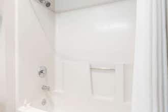 Hotel Super 8 LaGrande OR photo 4